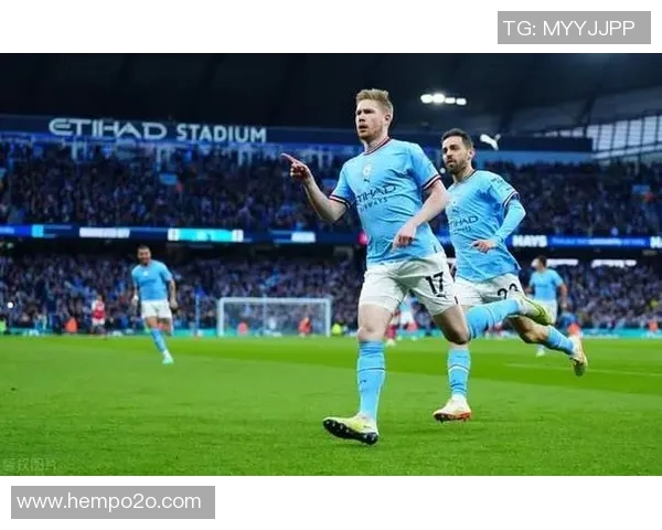 德布劳内:足坛天才的传球艺术与战术智慧解析 德布劳内:足坛天才的传球艺术与战术智慧解析