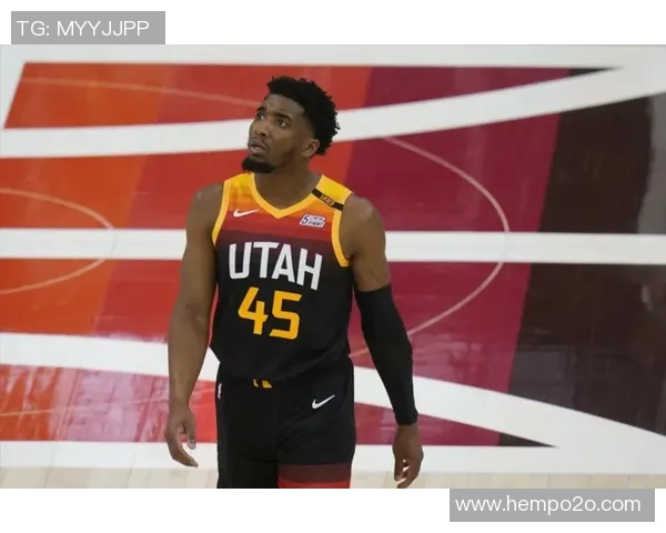 米切尔48分引领爵士力克火箭,再现超级巨星风范 米切尔48分引领爵士力克火箭,再现超级巨星风范