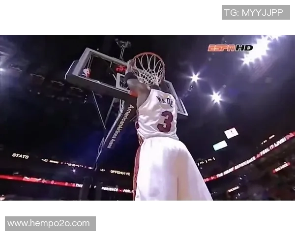 韦德与科比巅峰对决回顾：篮球传奇的精彩瞬间与经典时刻