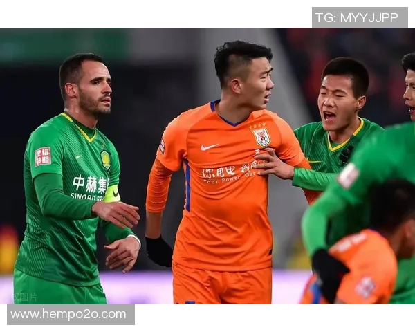 森林狼与小牛激战正酣比分胶着引发球迷热议 森林狼与小牛激战正酣比分胶着引发球迷热议